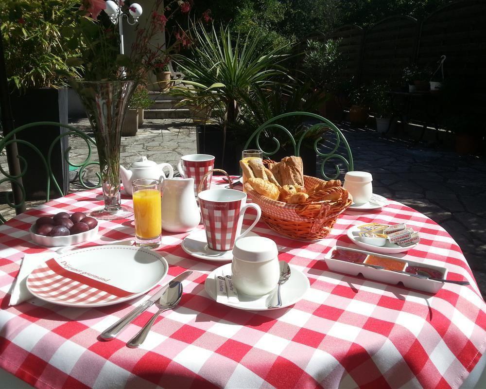 Hotel La Residence Villeneuve-sur-Lot Zewnętrze zdjęcie